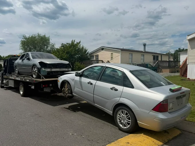 Ford Focus with bad engine picked up for junk car removal in Fairfax, VA